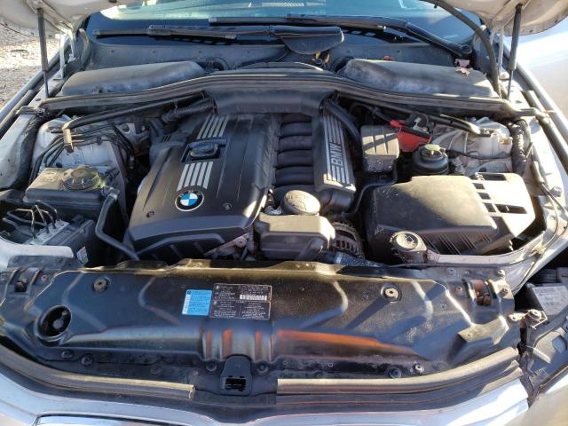 WBANV13558BZ48041 - 2008 BMW 528 XI GRAY photo 7