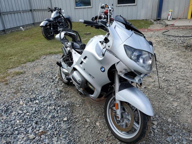 WB10499A62ZE88440 - 2002 BMW R1150 RT SILVER photo 1