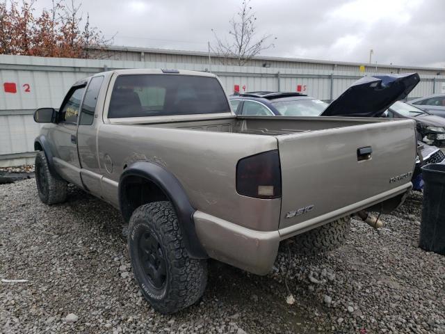 1GCCT19X638181329 - 2003 CHEVROLET S 10 TAN photo 3