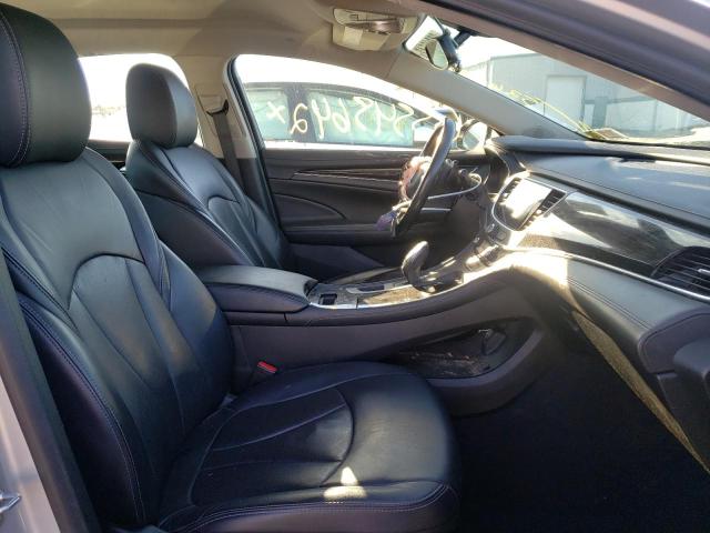 1G4ZP5SZXJU126335 - 2018 BUICK LACROSSE E SILVER photo 5