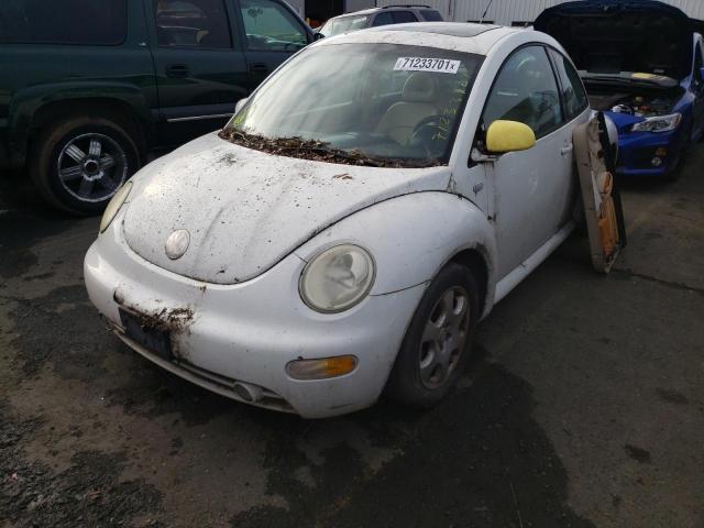 3VWCP21C02M425759 - 2002 VOLKSWAGEN NEW BEETLE WHITE photo 2