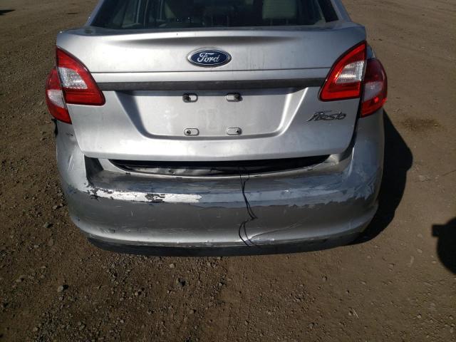 3FADP4AJ1DM226746 - 2013 FORD FIESTA SILVER photo 9