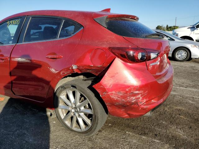 JM1BN1M38H1121336 - 2017 MAZDA 3 GRAND TO RED photo 9