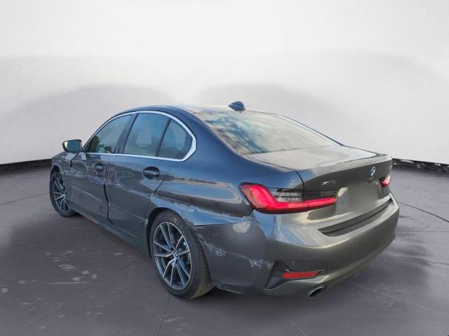 3MW5R7J01M8C07587 - 2021 BMW 330XI GRAY photo 3