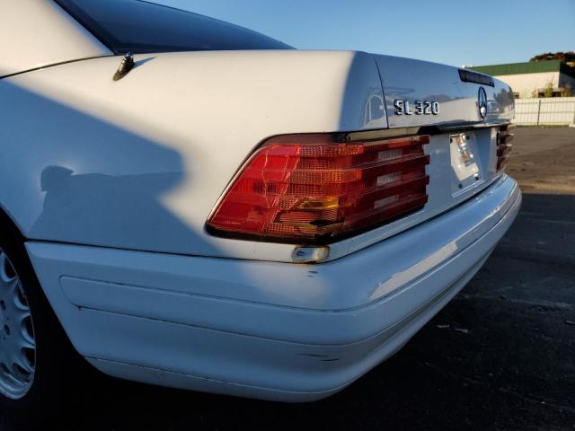 WDBFA63F4VF143885 - 1997 MERCEDES-BENZ SL 320 WHITE photo 9