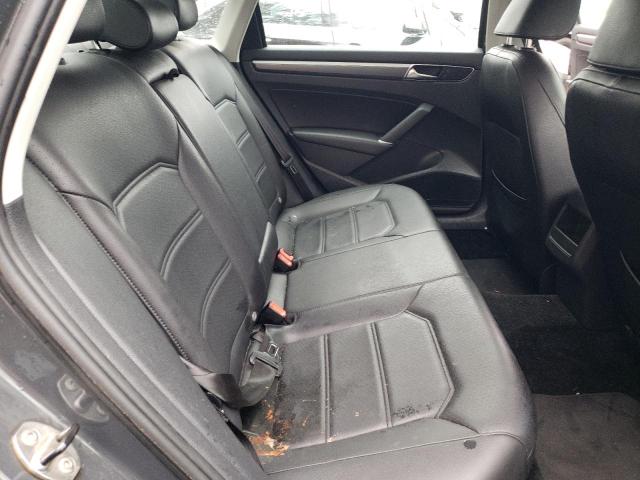1VWDT7A34HC078251 - 2017 VOLKSWAGEN PASSAT R-L GRAY photo 6