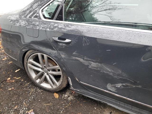 1VWDT7A34HC078251 - 2017 VOLKSWAGEN PASSAT R-L GRAY photo 9