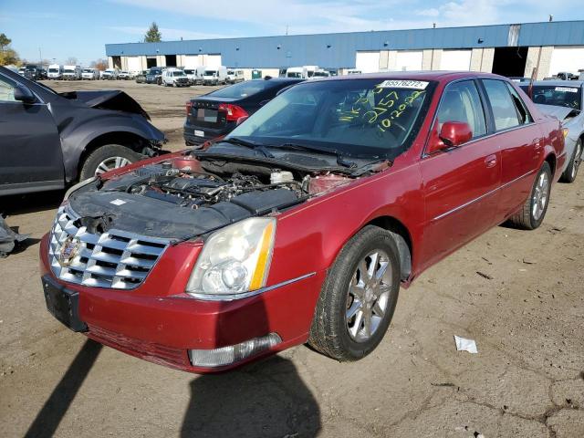 1G6KD5E67BU102157 - 2011 CADILLAC DTS LUXURY RED photo 2