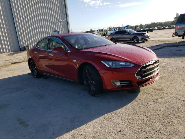 5YJSA4H25FFP79554 - 2015 TESLA MODEL S 85 RED photo 1