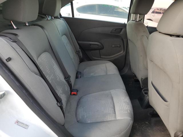 1G1JA5SGXF4213623 - 2015 CHEVROLET SONIC LS WHITE photo 6