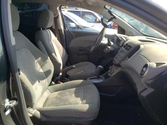 1G1JA5SH8E4154997 - 2014 CHEVROLET SONIC LS CHARCOAL photo 5