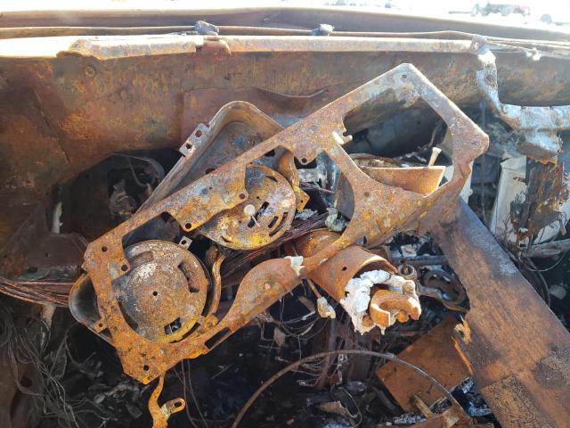 2K57Y2P163989 - 1972 PONTIAC GRAND PRIX დამწვარი ფოტო 8