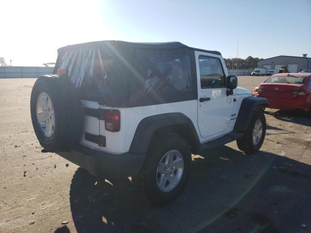1C4AJWAG3DL621494 - 2013 JEEP WRANGLER S WHITE photo 4