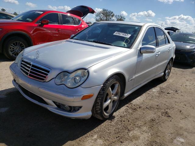 WDBRF52H56F820570 - 2006 MERCEDES-BENZ C 230 SILVER photo 2