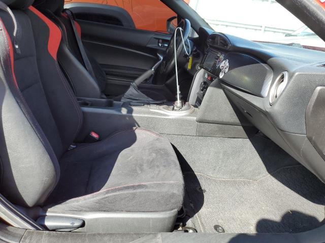 JF1ZNAA1XD1733670 - 2013 TOYOTA SCION FR-S RED photo 5