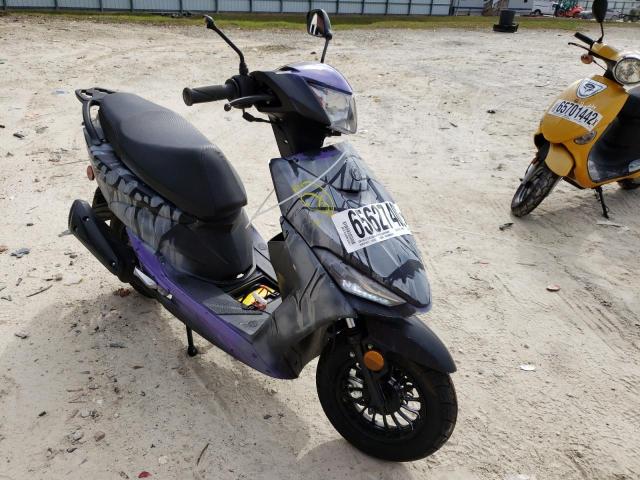 L5YZCABP6N1106560 - 2022 TAI MOPED TWO TONE photo 1