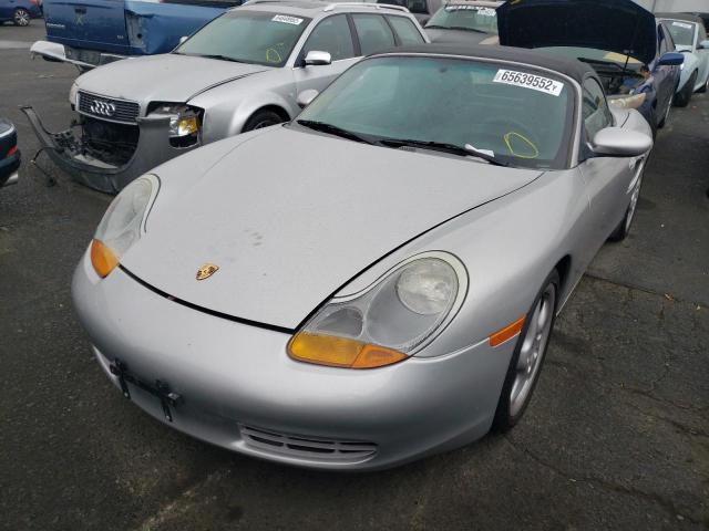 WP0CA2983XU624473 - 1999 PORSCHE BOXSTER SILVER photo 2