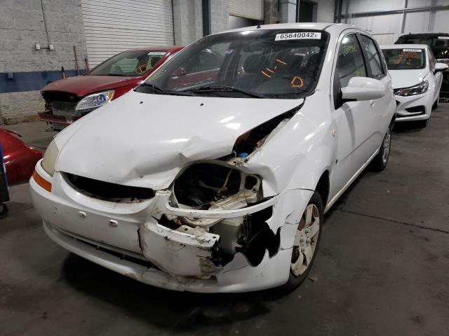 KL1TD66637B794482 - 2007 CHEVROLET AVEO BASE WHITE photo 2