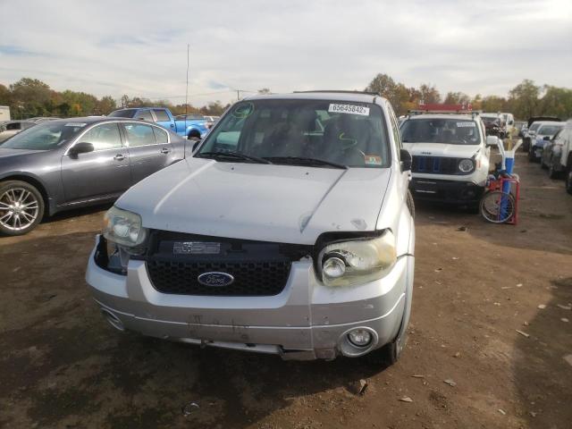 1FMCU941X7KB35344 - 2007 FORD ESCAPE SILVER photo 9