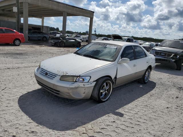 4T1BG22K1VU178591 - 1997 TOYOTA CAMRY CE WHITE photo 2