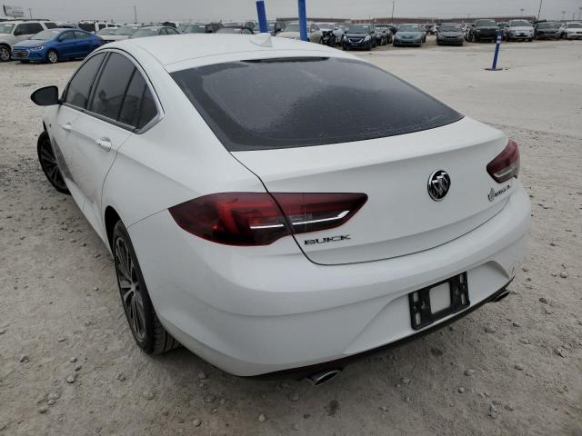 W04GP6SX4J1112667 - 2018 BUICK REGAL ESSE WHITE photo 3