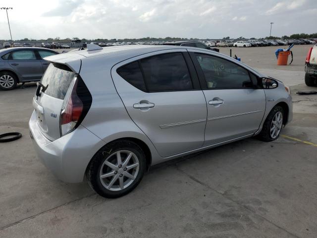 JTDKDTB38F1586603 - 2015 TOYOTA PRIUS C SILVER photo 3