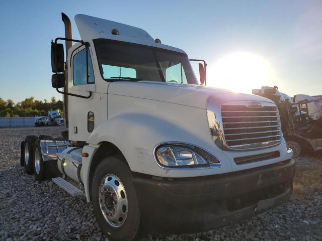 1FUJA6CK14LN59670 - 2004 FREIGHTLINER COLUMBIA WHITE photo 1