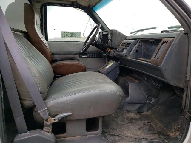 1GBM7H1C8YJ508716 - 2000 CHEVROLET C-SERIES C WHITE photo 5