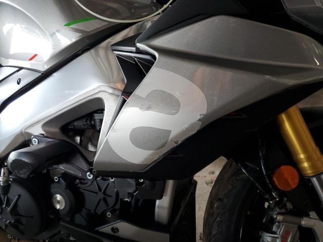 ZD4KZUA0XMS000168 - 2021 APRILIA TUONO V4 1 BLACK photo 9