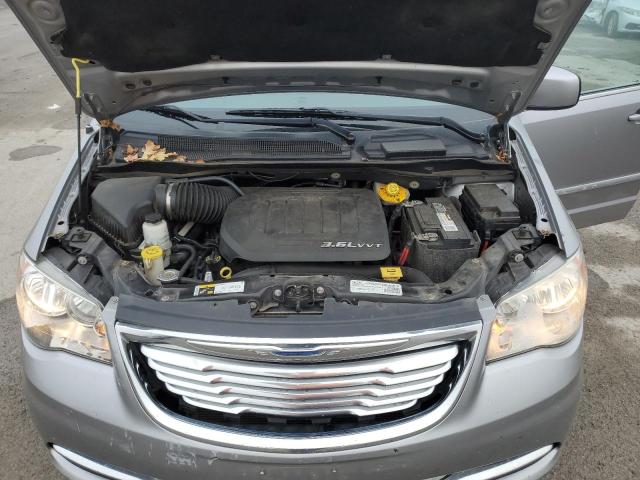 2C4RC1BG4GR220983 - 2016 CHRYSLER TOWN AND C SILVER photo 7