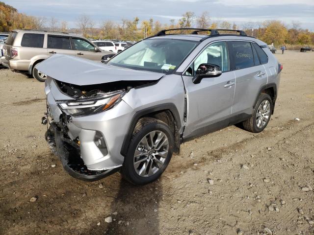 2T3A1RFVXNC312632 - 2022 TOYOTA RAV4 XLE P SILVER photo 2