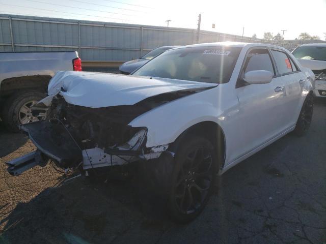 2C3CCABG0KH569468 - 2019 CHRYSLER 300 S WHITE photo 2