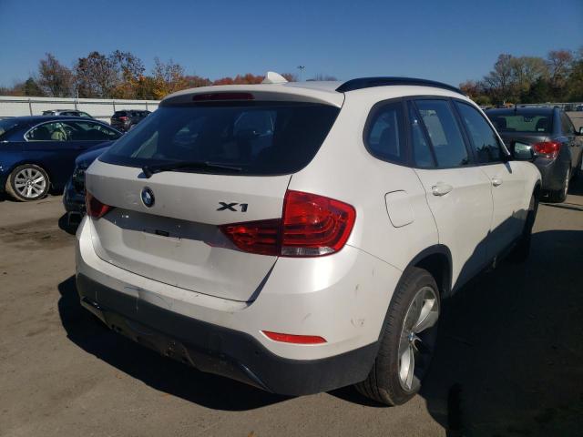 WBAVL1C58EVY21302 - 2014 BMW X1 XDRIVE2 WHITE photo 4