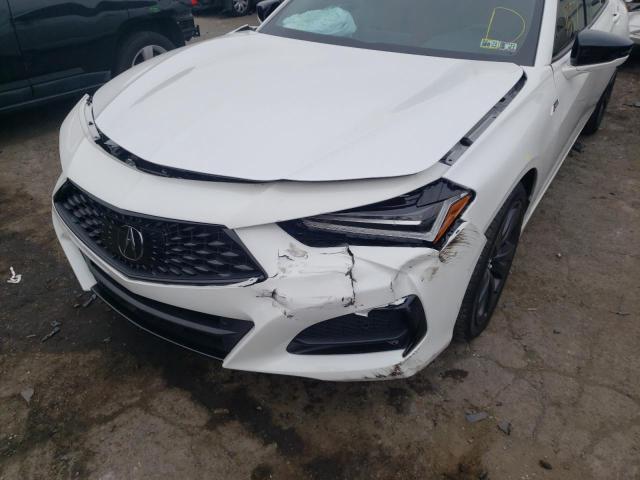 19UUB6F52NA002319 - 2022 ACURA TLX TECH A WHITE photo 9