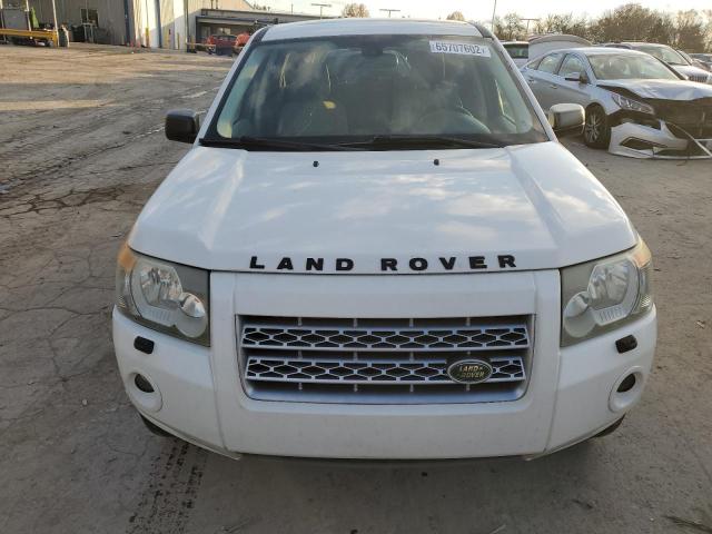 SALFT24N79H117777 - 2009 LAND ROVER LR2 HSE TE WHITE photo 5