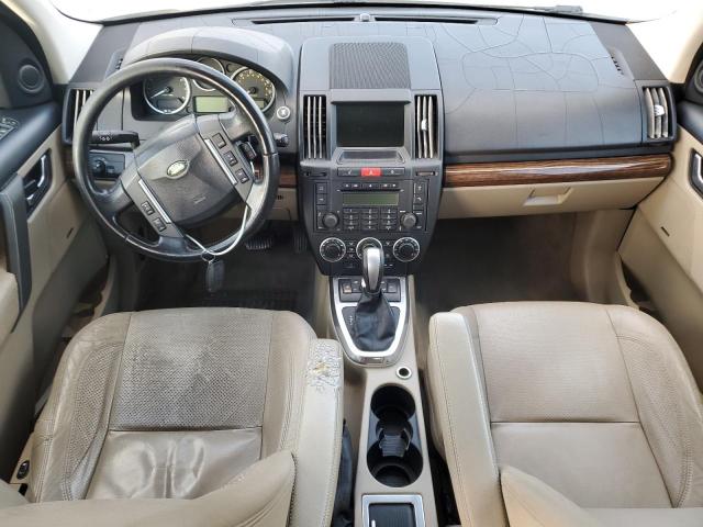 SALFT24N79H117777 - 2009 LAND ROVER LR2 HSE TE WHITE photo 8