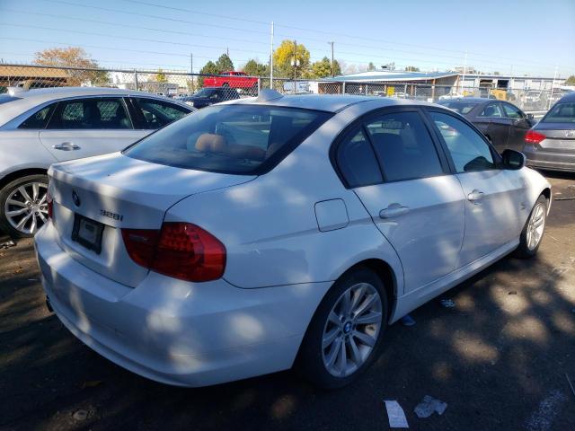 WBAPK7C54BF087049 - 2011 BMW 328 XI WHITE photo 4