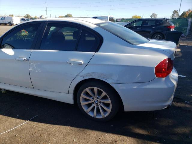 WBAPK7C54BF087049 - 2011 BMW 328 XI WHITE photo 9