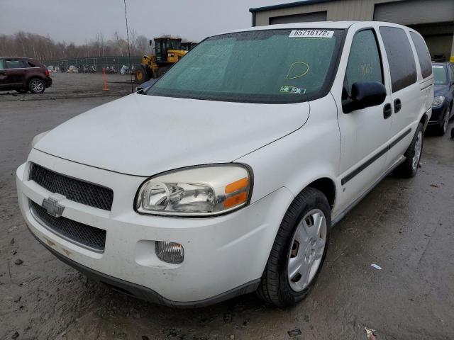 1GNDV23W58D174835 - 2008 CHEVROLET UPLANDER L WHITE photo 2