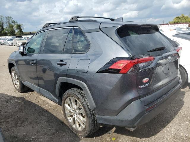 2T3C1RFV6MC110037 - 2021 TOYOTA RAV4 XLE P GRAY photo 3