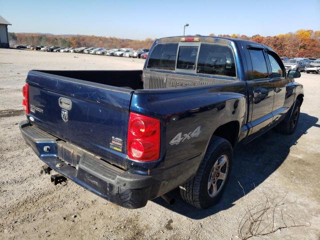 1D7HW48P47S150109 - 2007 DODGE DAKOTA QUA BLUE photo 4