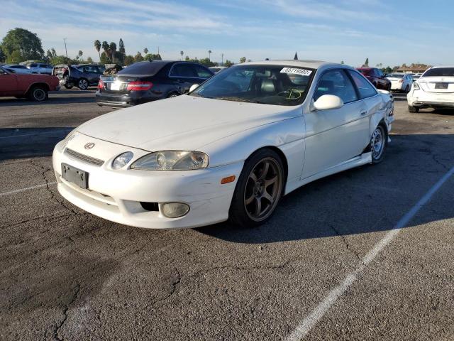 JT8CD32ZXV0039635 - 1997 LEXUS SC 300 WHITE photo 2