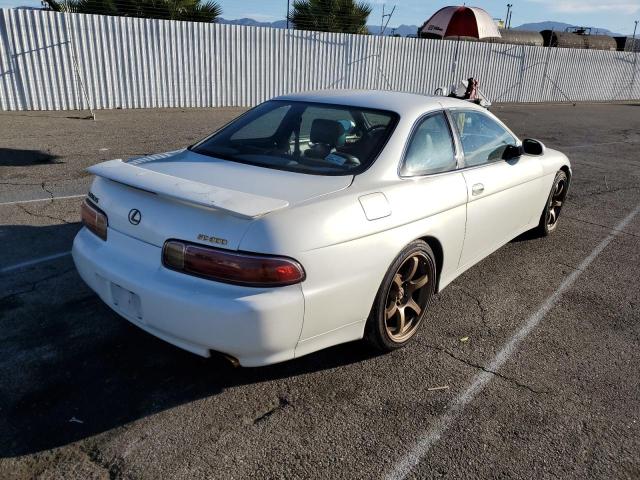 JT8CD32ZXV0039635 - 1997 LEXUS SC 300 WHITE photo 4