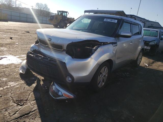 KNDJN2A28F7786034 - 2015 KIA SOUL SILVER photo 2