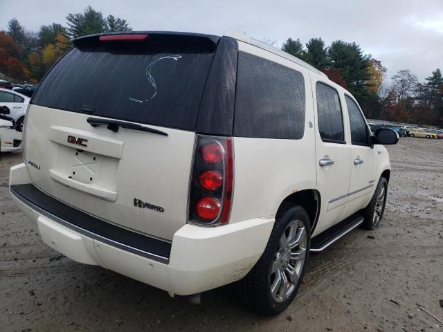 1GKS2GEJXDR241728 - 2013 GMC YUKON DENA WHITE photo 4