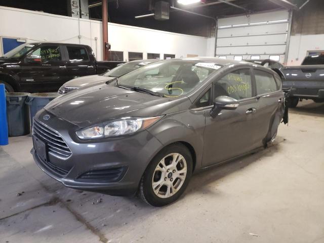 3FADP4EJ0FM153303 - 2015 FORD FIESTA SE GRAY photo 2