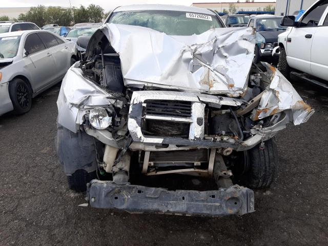 1D7HE48K27S117410 - 2007 DODGE DAKOTA QUA SILVER photo 9