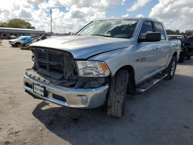 1C6RR7LTXES312258 - 2014 RAM 1500 SLT SILVER photo 2