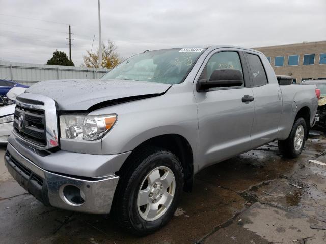 5TFUW5F17DX314299 - 2013 TOYOTA TUNDRA DOU SILVER photo 2