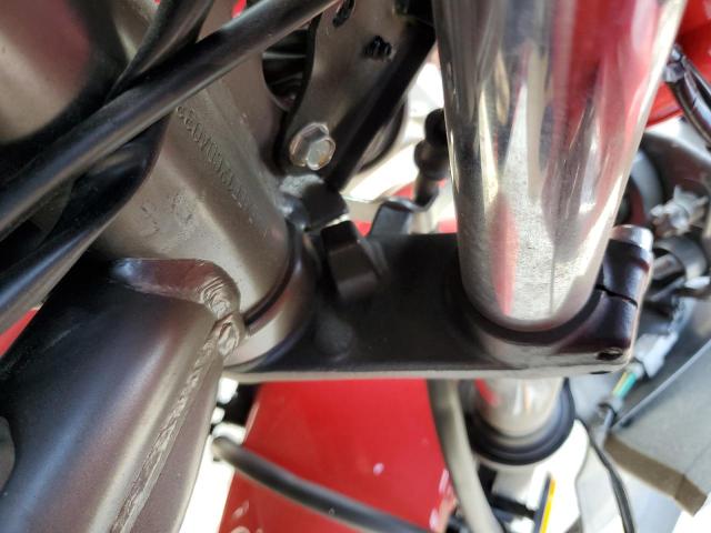 JKAEXEE12CDA03380 - 2012 KAWASAKI EX650 EC RED photo 10